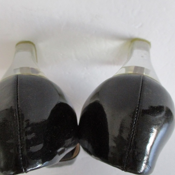 PRADA SHOES PUMP CLEAR HEELS PATENT BLACK COLOR SIZE 36 MADE IN ITALY USED COND. - Picture 12 of 16